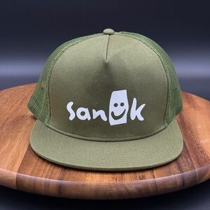 Sanuk Classic Trucker Hat Snapback Adjustable Adult Hide Pocket Olive Green Cap